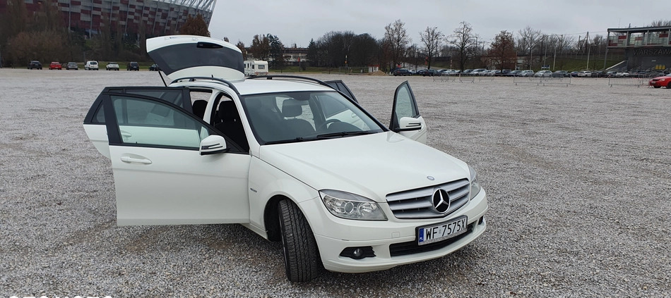 Mercedes-Benz Klasa C cena 36900 przebieg: 254000, rok produkcji 2010 z Warszawa małe 172